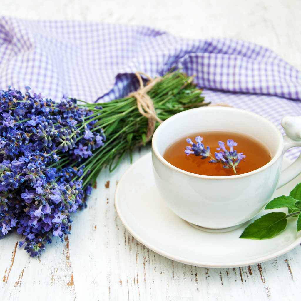 Чем полезен лавандовый чай?