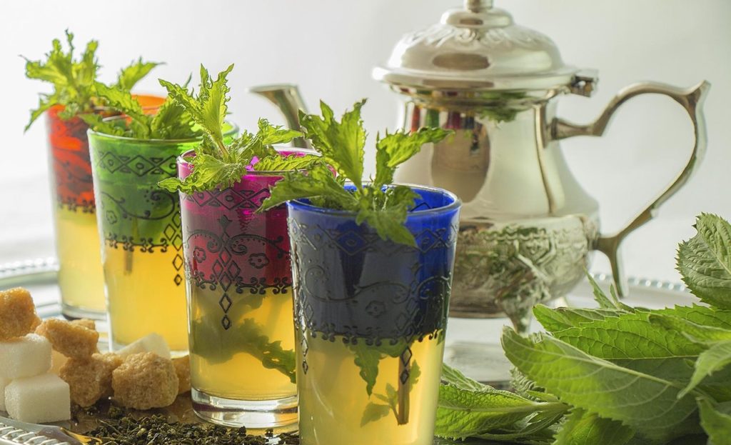 Как приготовить марокканский мятный чай?
