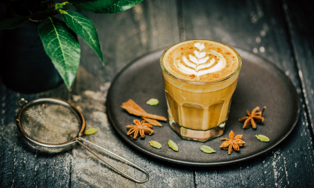 Как приготовить чайный латте?