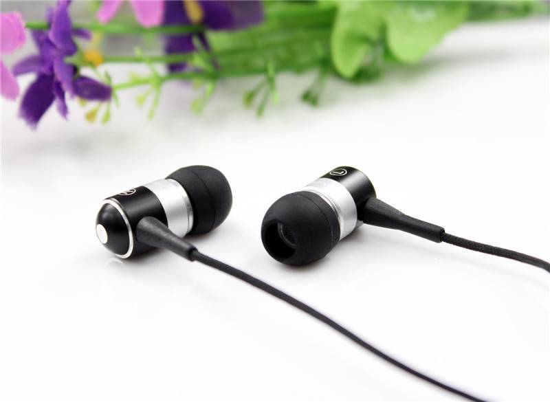 Лучшие вакуумные наушники 2019