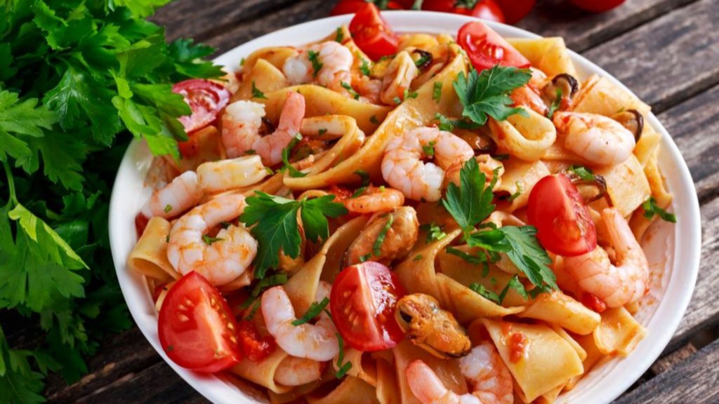 Что приготовить из креветок на ужин?