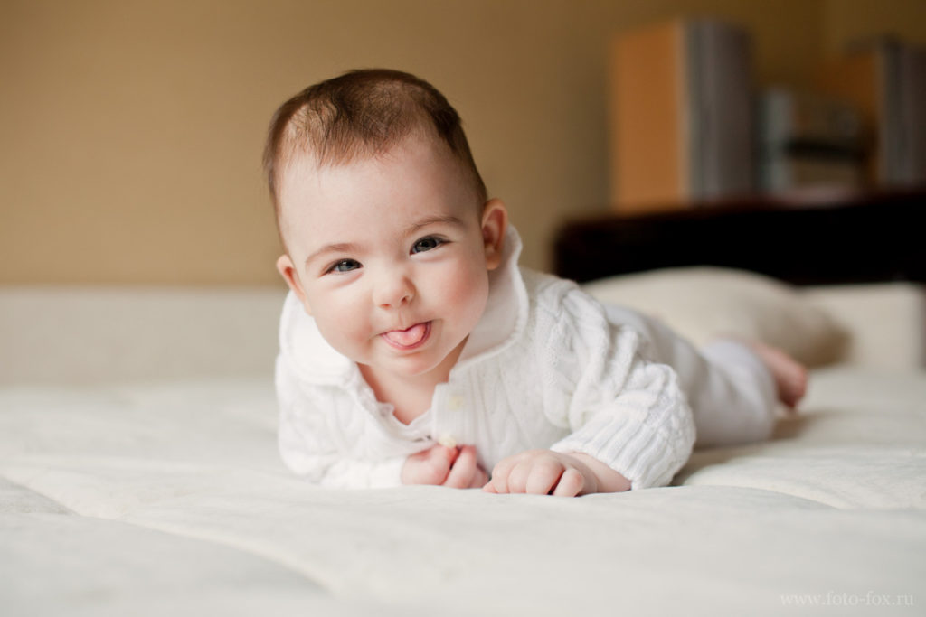 С чего начинать прикорм в 6 месяцев при грудном вскармливании?