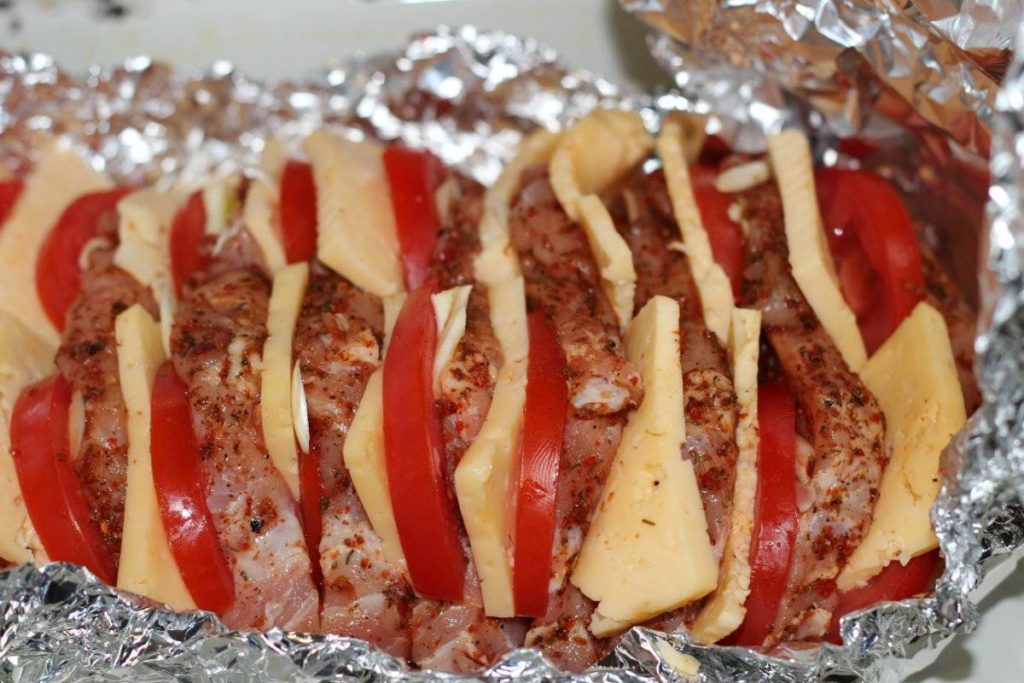 Как приготовить мясо в духовке?