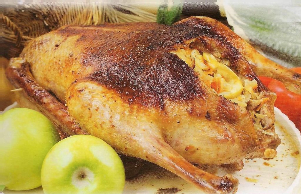 Как приготовить дикого гуся в духовке, чтобы мясо было мягким и сочным?